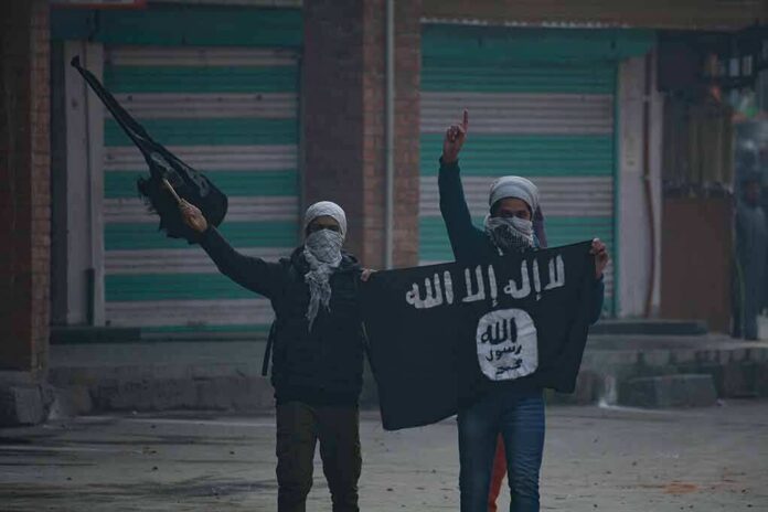 shutterstock_1263962053.jpg ISIS