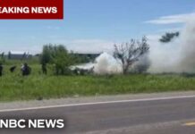 12 presumed dead in plane crash near Kansas City, Missouri